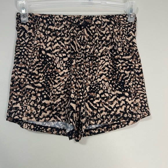just be Pants - Stylish Just Be Women's Black and Tan Shorts, Size S